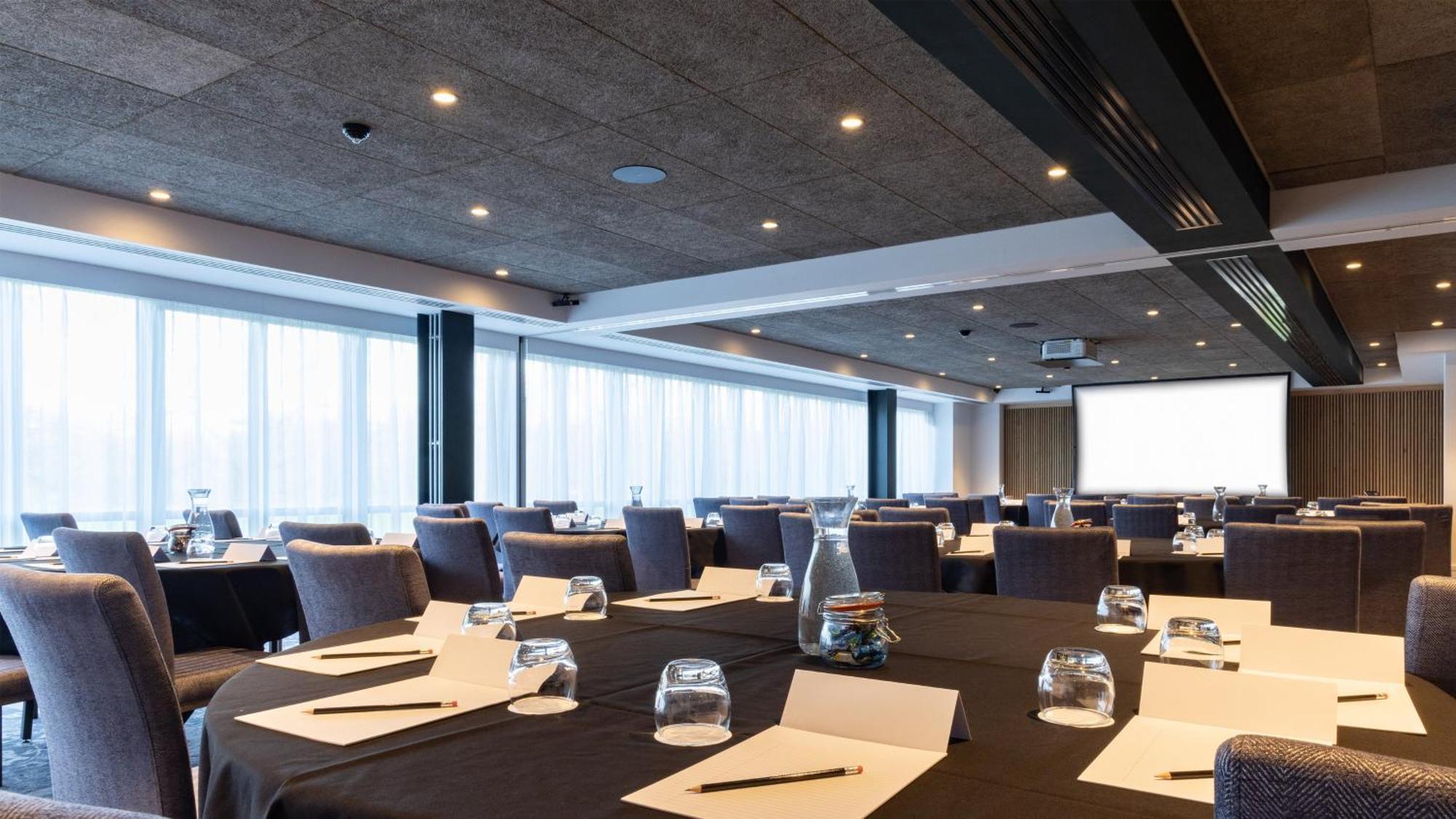 Voco Leicester By Ihg Exterior photo