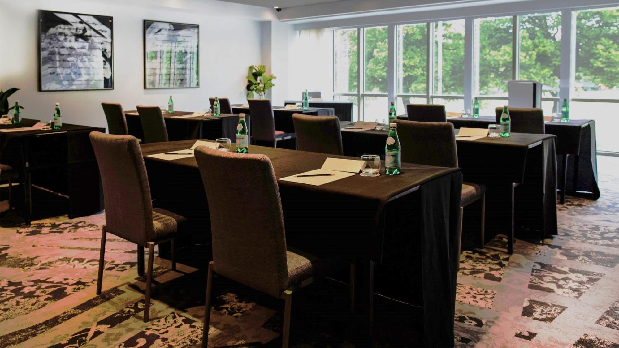 Voco Leicester By Ihg Exterior photo