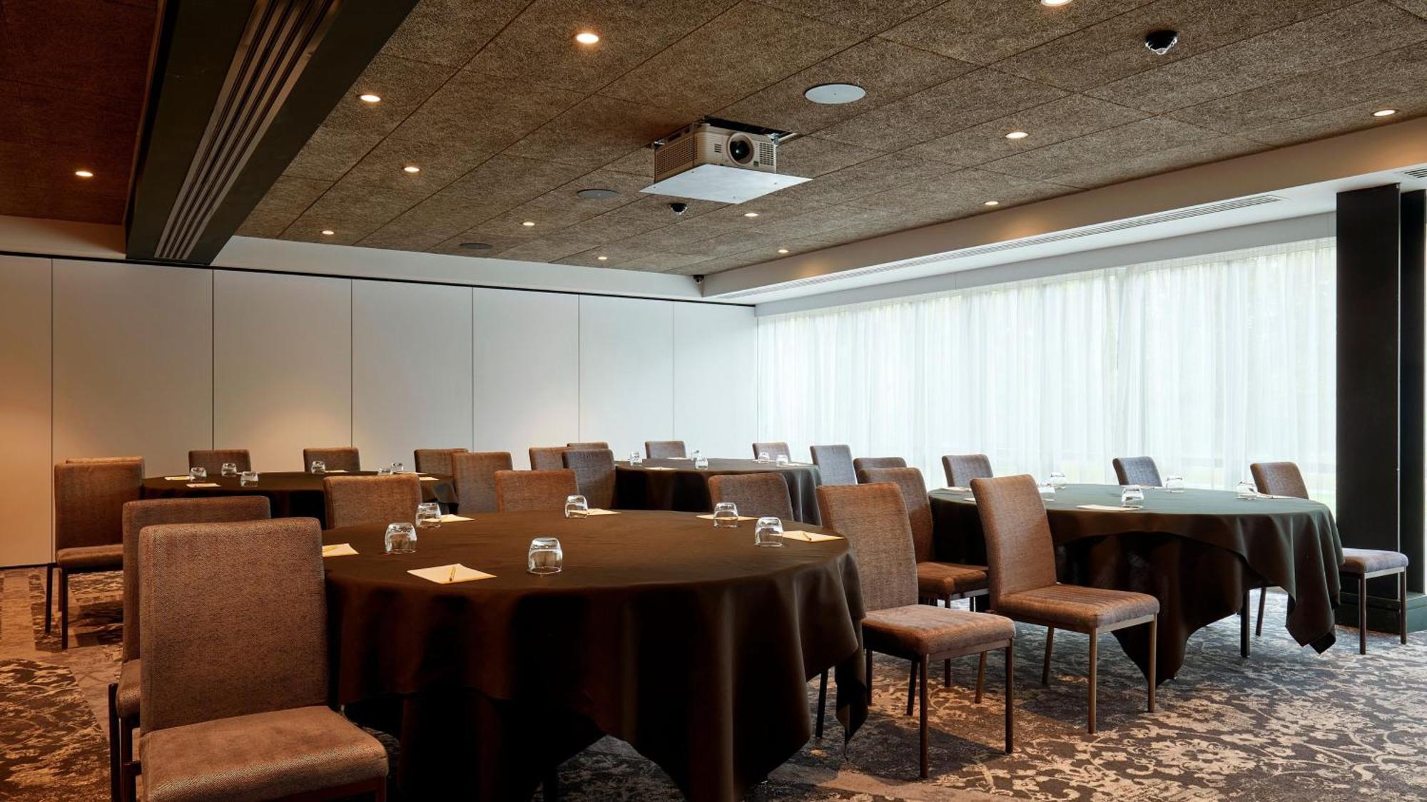 Voco Leicester By Ihg Exterior photo